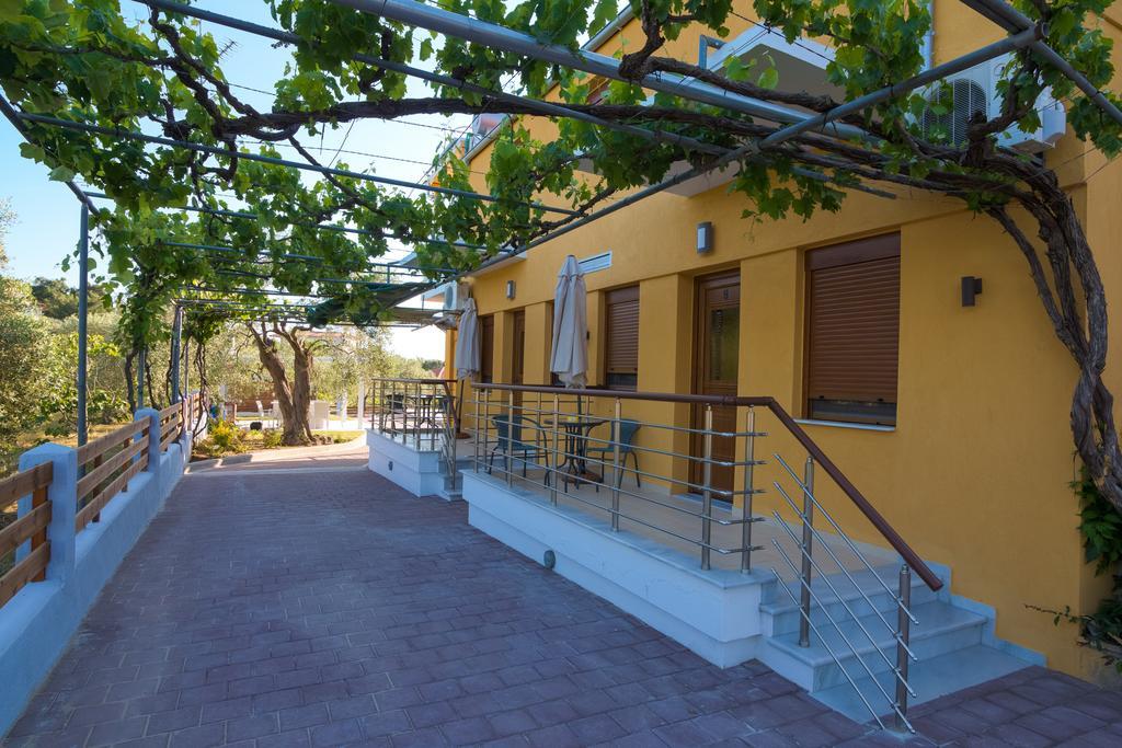 Studios Gagos Astris Esterno foto